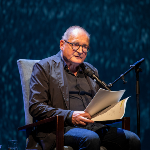 Burghart Klaußner liest im Schauspielhaus