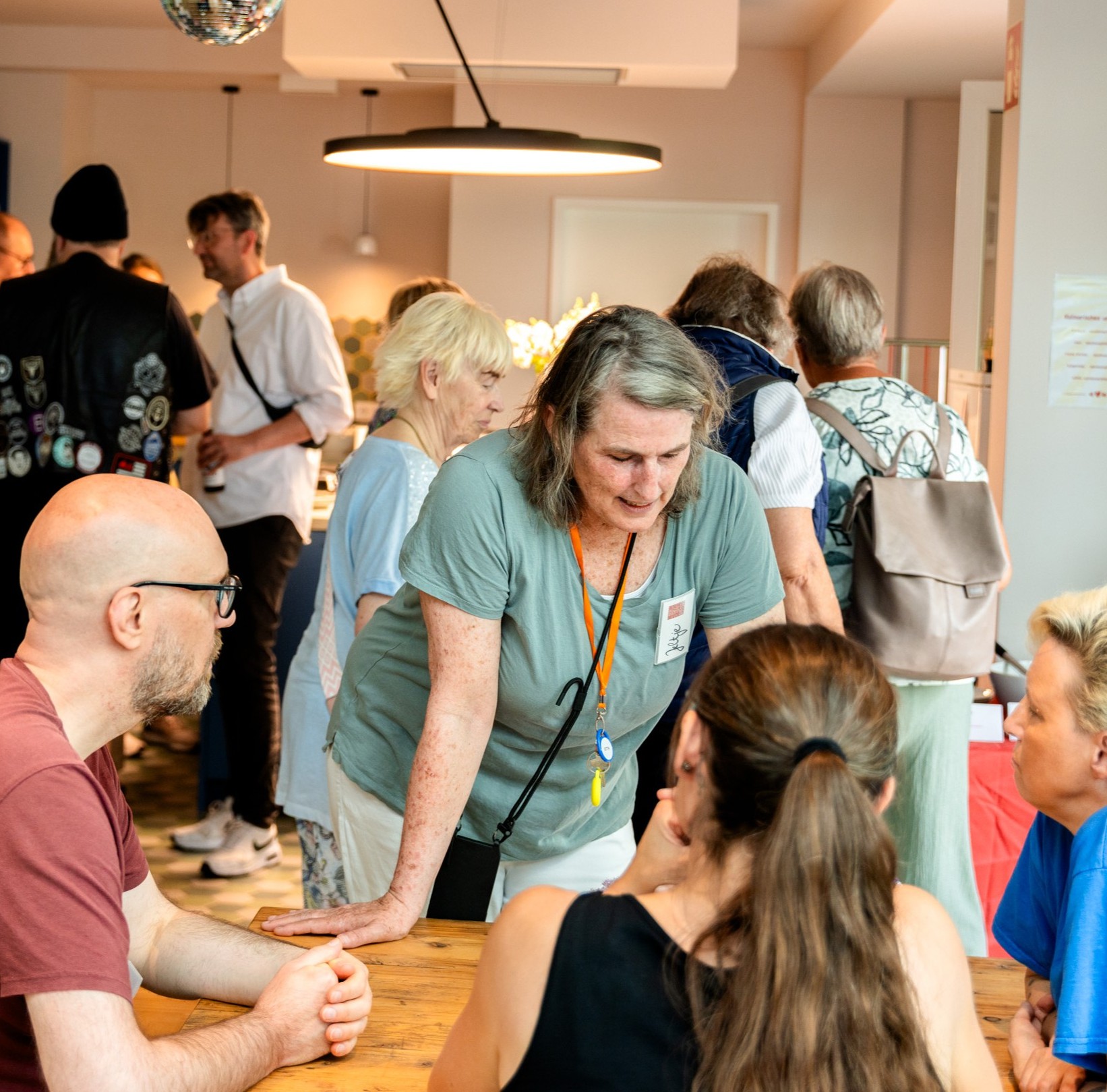 Festland_Cafe_Symbolbild-1-Zs6Kjb