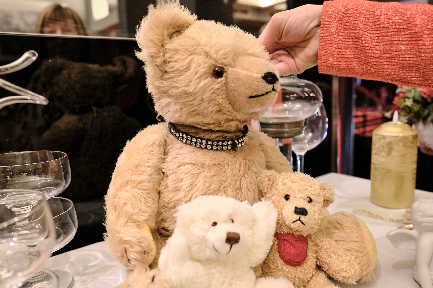 Nadja Tillers geliebter Teddy wurde ebenfalls verkauft.